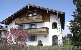 Haus Magnolia